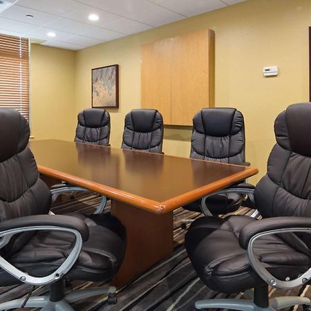 Best Western Plus Birmingham Inn & Suites מראה חיצוני תמונה