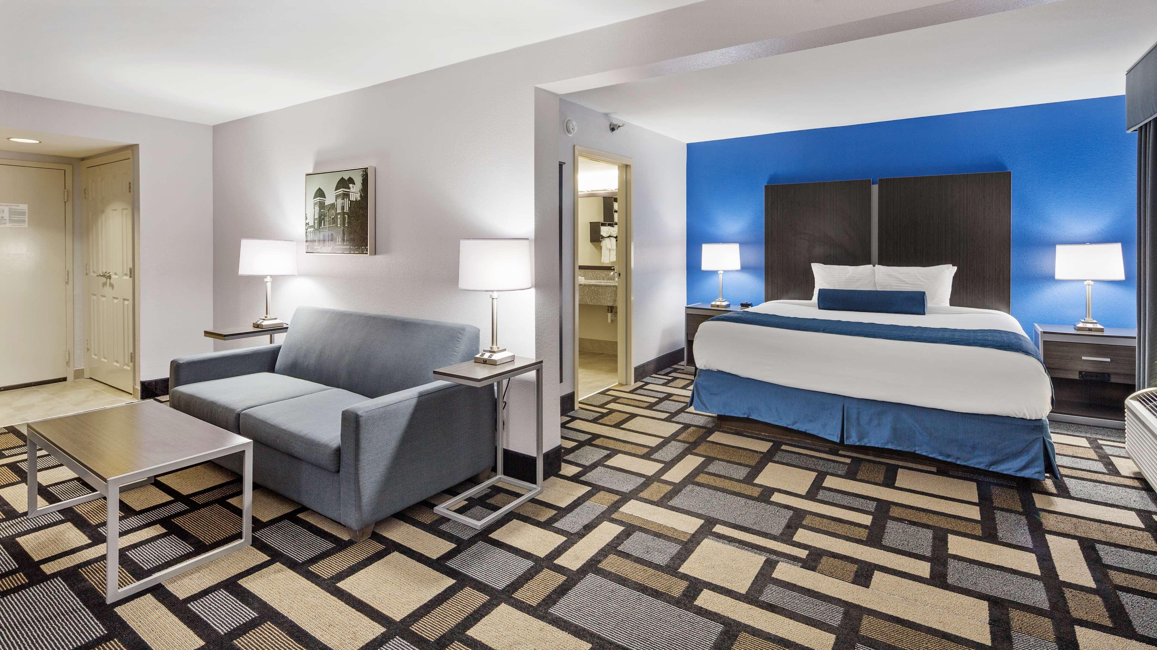 Best Western Plus Birmingham Inn & Suites מראה חיצוני תמונה
